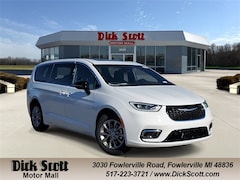 2026 Chrysler Pacifica Limited Passenger Van