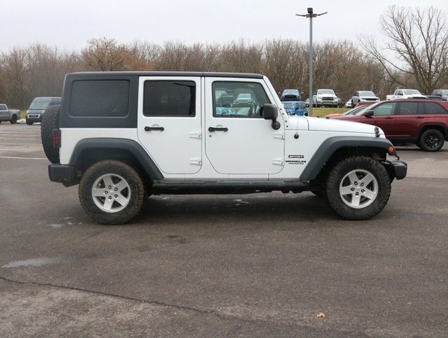 Used 2013 Jeep Wrangler Unlimited Sport with VIN 1C4BJWDG2DL625424 for sale in Fowlerville, MI