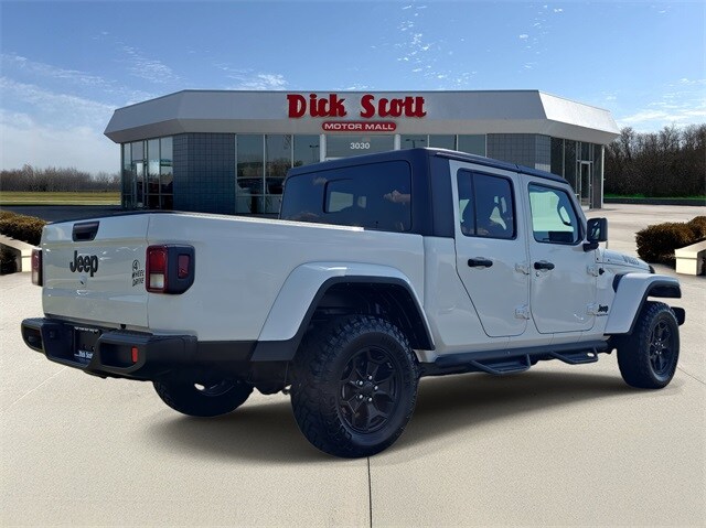 2022 Jeep Gladiator Willys photo 4