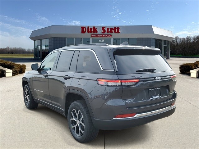 2025 Jeep Grand Cherokee Limited photo 2