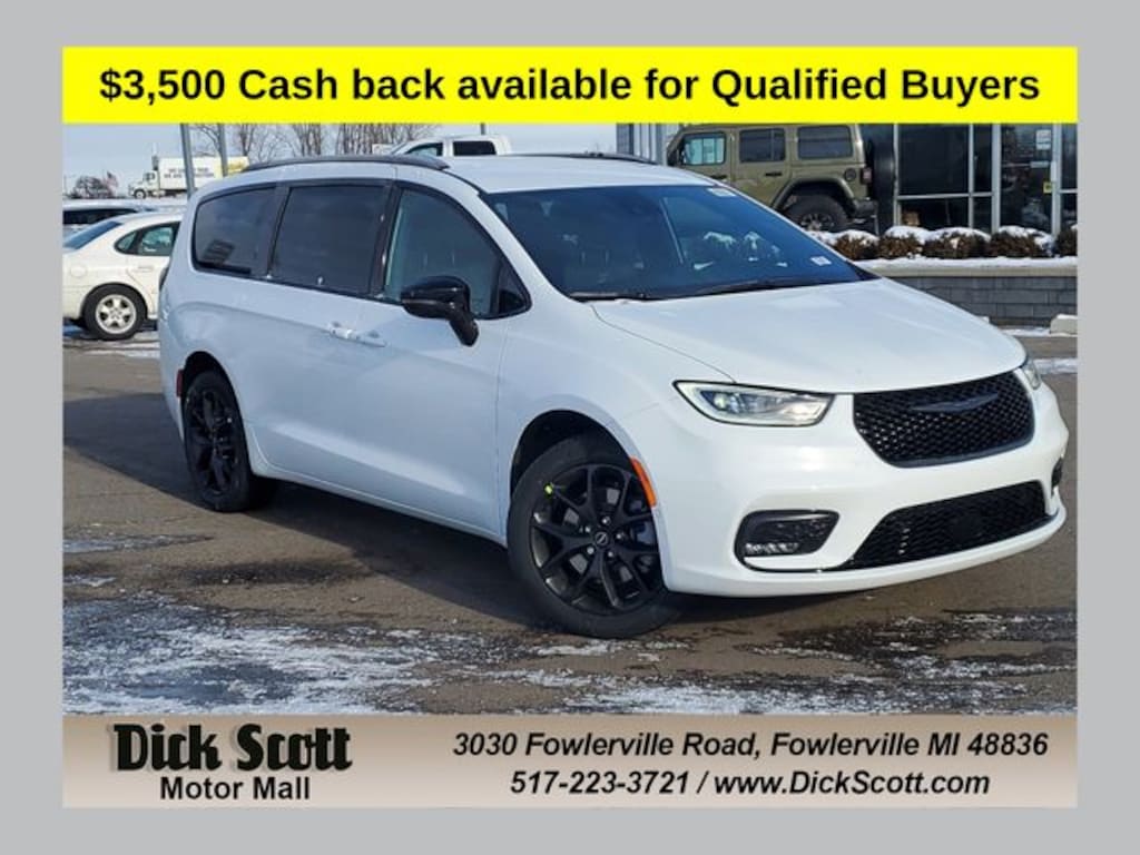 New 2026 Chrysler Pacifica Select Passenger Van