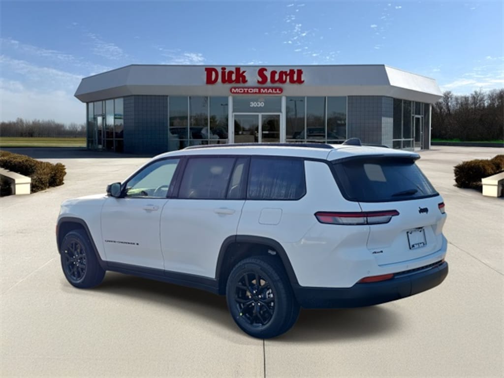 New 2025 Jeep Grand Cherokee L Laredo Sport Utility