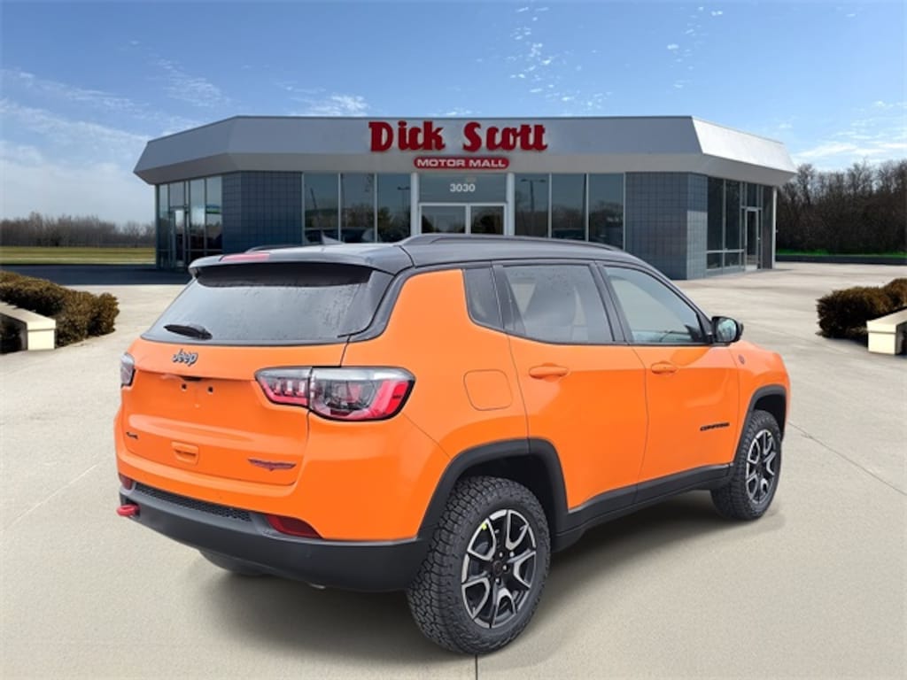 New 2026 Jeep Compass Trailhawk Sport Utility