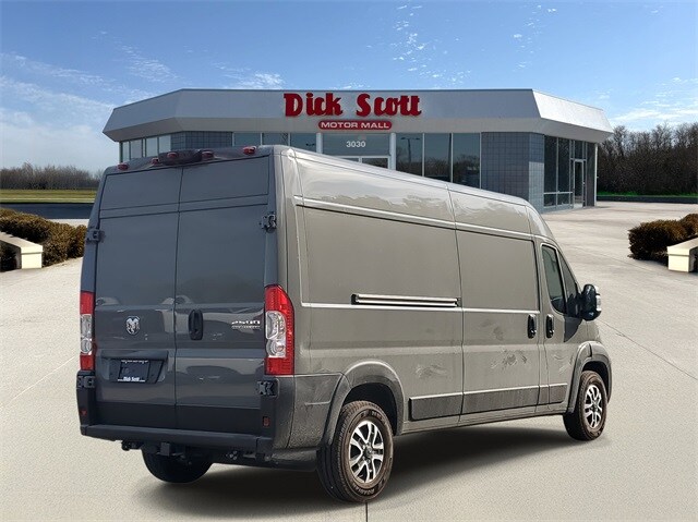 2026 Ram ProMaster 2500 photo 3