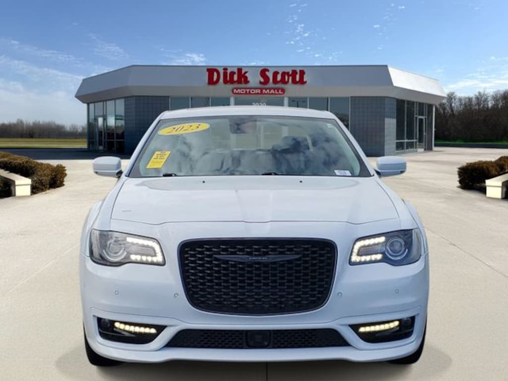 Used 2023 Chrysler 300 Touring Sedan