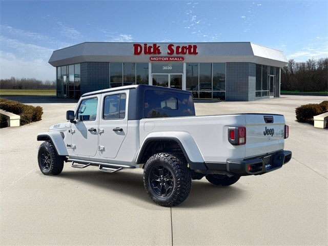 2022 Jeep Gladiator Willys photo 3