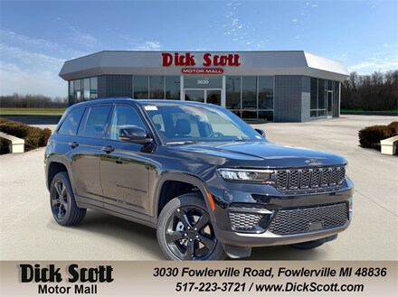 2025 Jeep Grand Cherokee Laredo Sport Utility