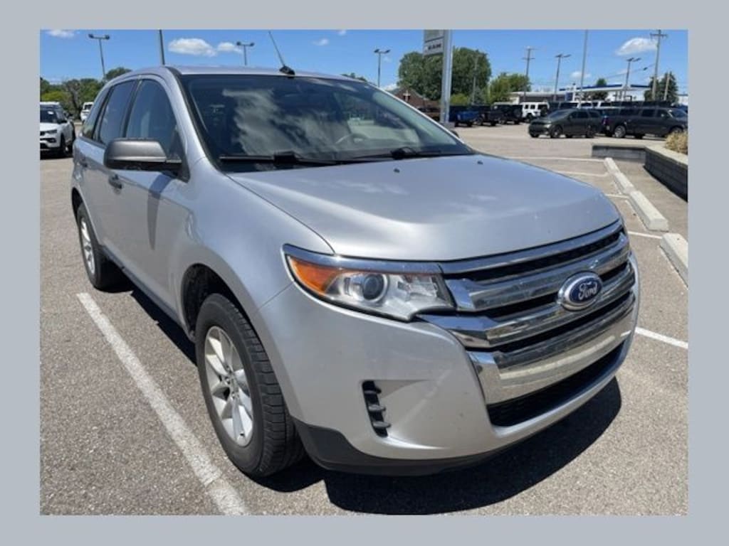 Used 2014 Ford Edge SE SUV