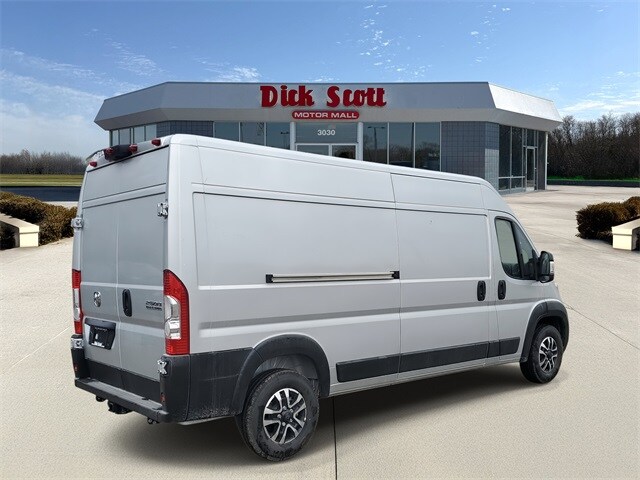 2026 Ram ProMaster 2500 photo 2
