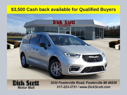 2026 Chrysler Pacifica Select Passenger Van