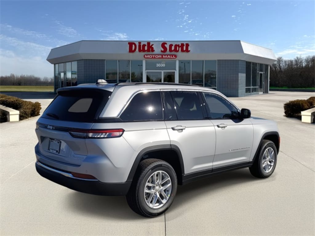 New 2025 Jeep Grand Cherokee Laredo Sport Utility