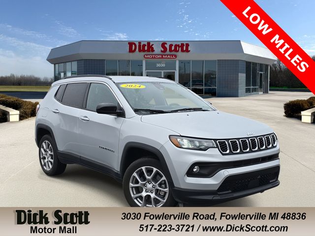 2024 Jeep Compass Latitude Lux's photo