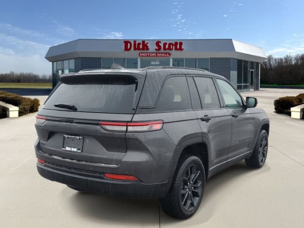 New 2025 Jeep Grand Cherokee Limited Sport Utility