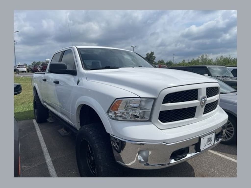 Used 2018 Ram 1500 SLT Truck