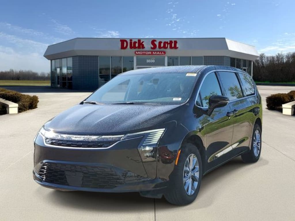 New 2027 Chrysler Pacifica Select Passenger Van