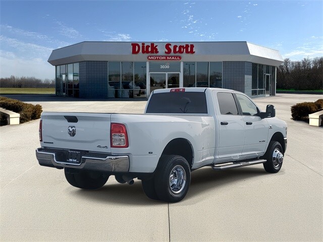 2024 Ram 3500 Big Horn photo 4