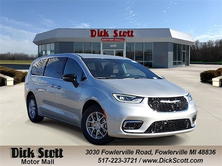 2026 Chrysler Pacifica Select Passenger Van