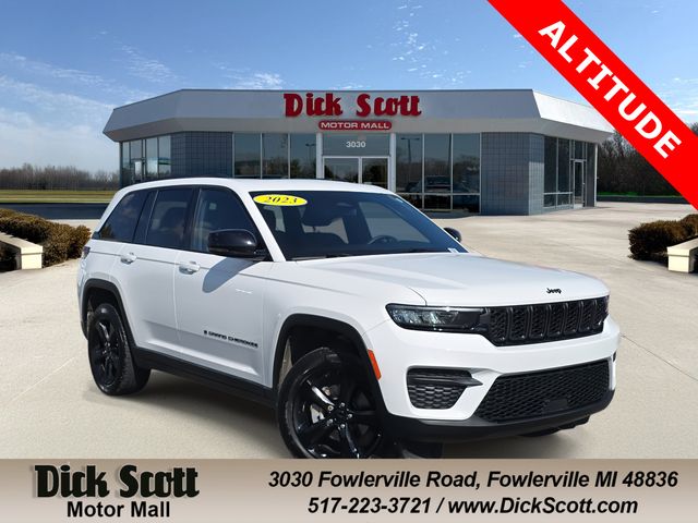 2023 Jeep Grand Cherokee Altitude's photo