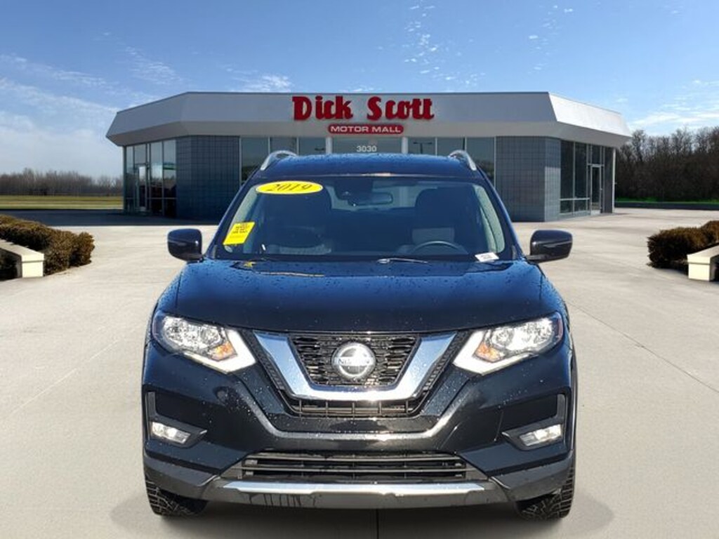 Used 2019 Nissan Rogue SV SUV