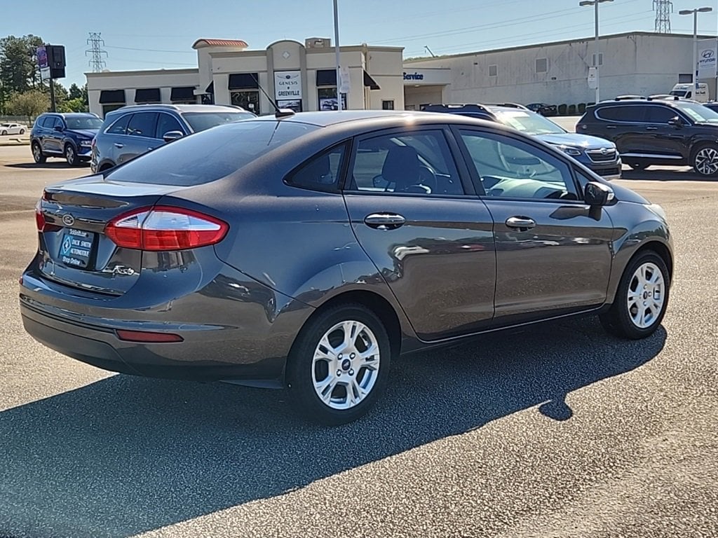 Used 2016 Ford Fiesta SE with VIN 3FADP4BJ5GM201755 for sale in Greenville, SC