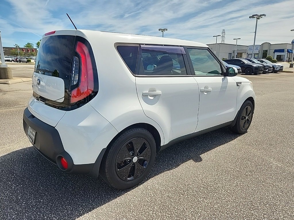 Used 2014 Kia Soul Base with VIN KNDJN2A28E7082091 for sale in Greenville, SC