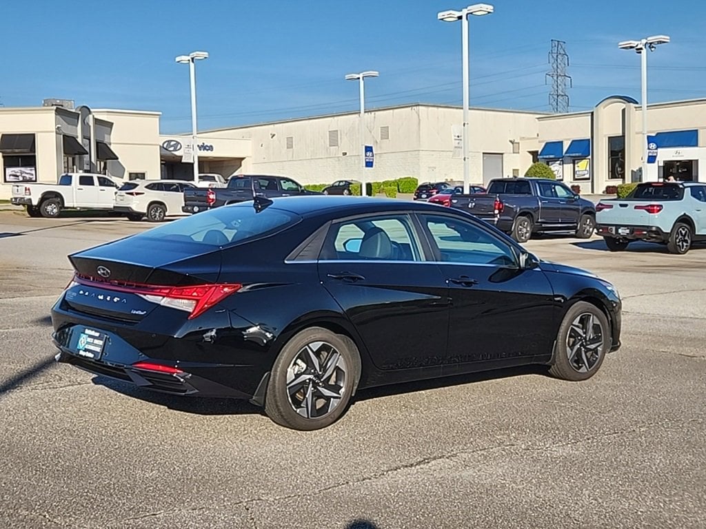 Used 2022 Hyundai Elantra Limited with VIN KMHLP4AG1NU255361 for sale in Greenville, SC