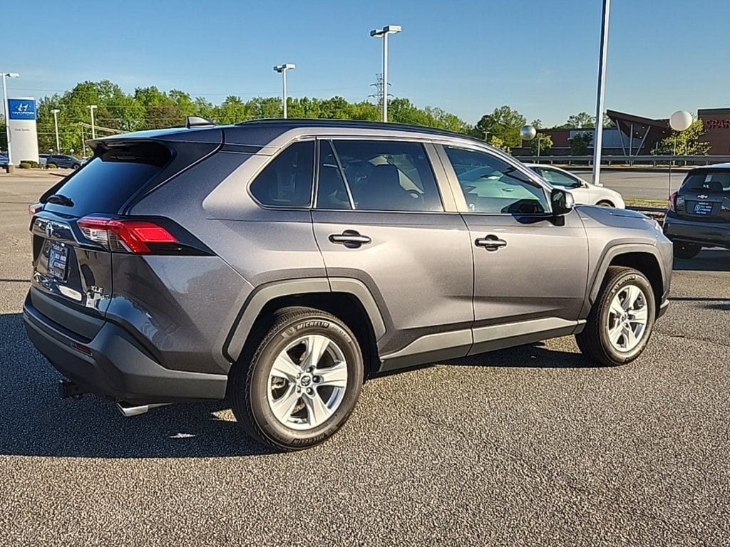 Used 2020 Toyota RAV4 XLE with VIN 2T3W1RFV2LC073256 for sale in Greenville, SC