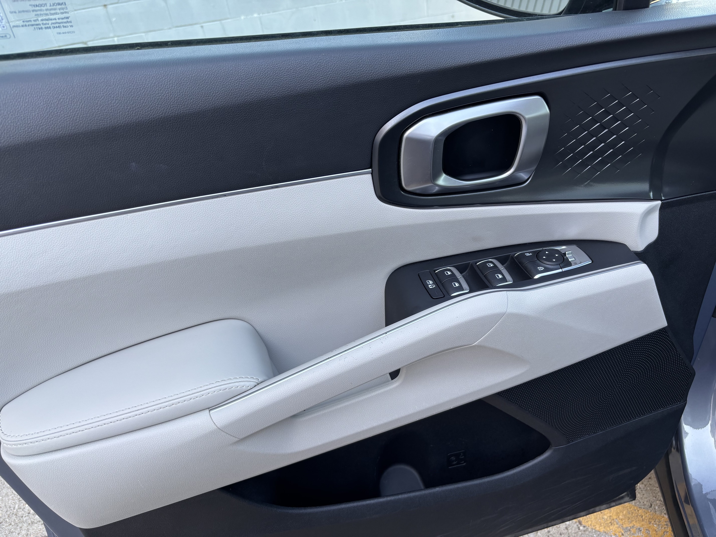 2022 Kia Sorento S - Photo 7