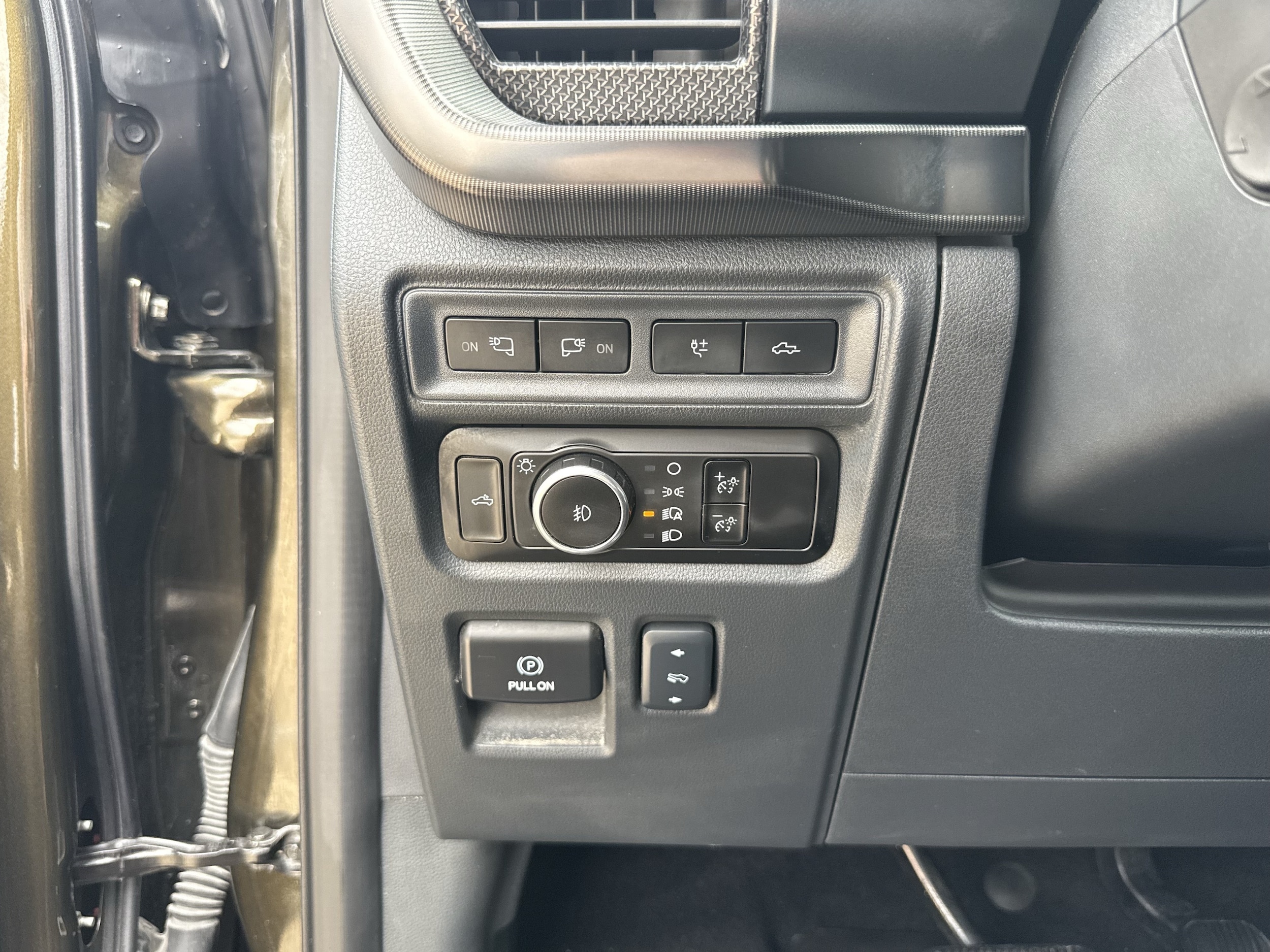 2024 Ford F-150 Raptor - Photo 14