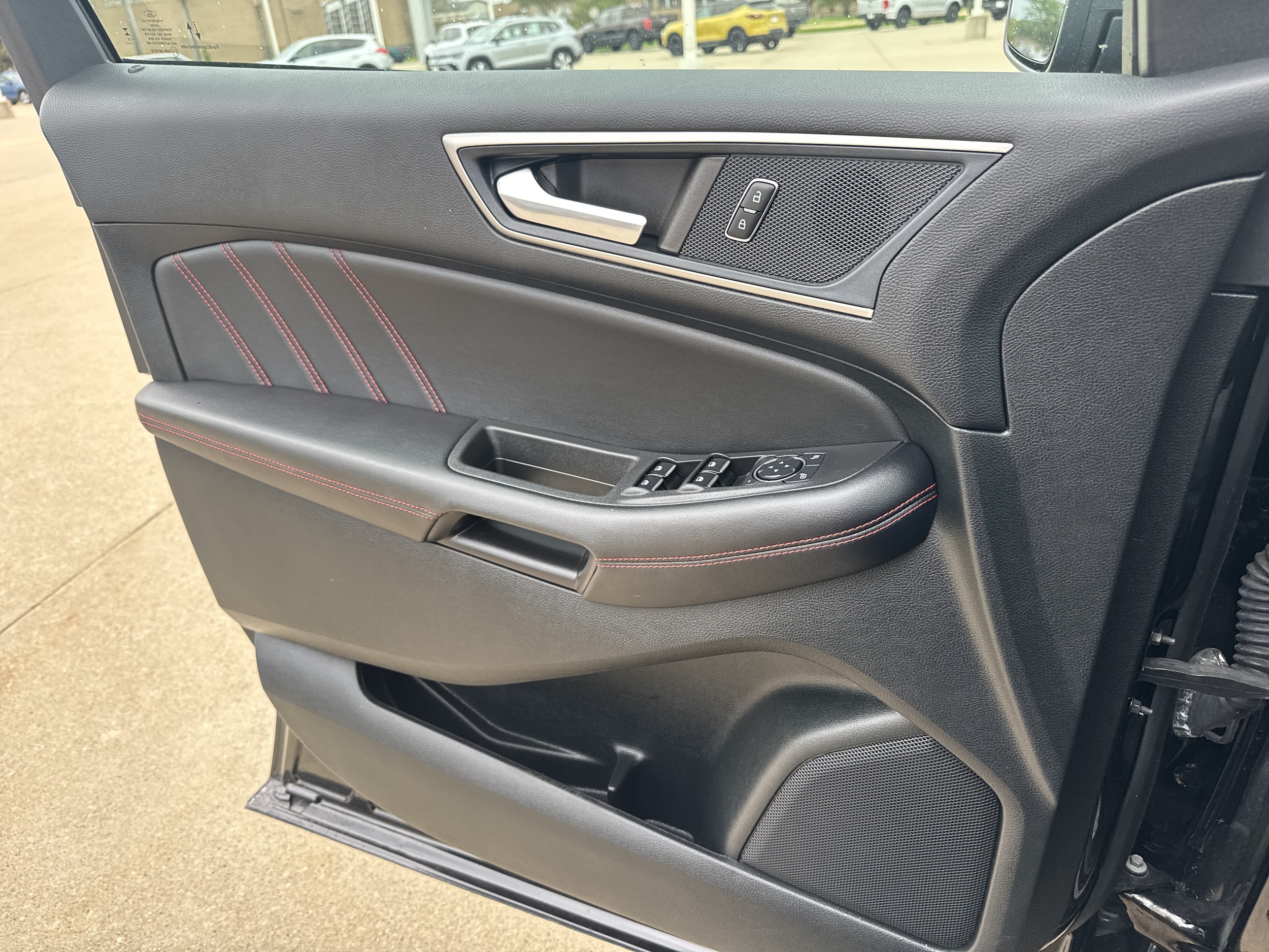 2023 Ford Edge ST-Line - Photo 11