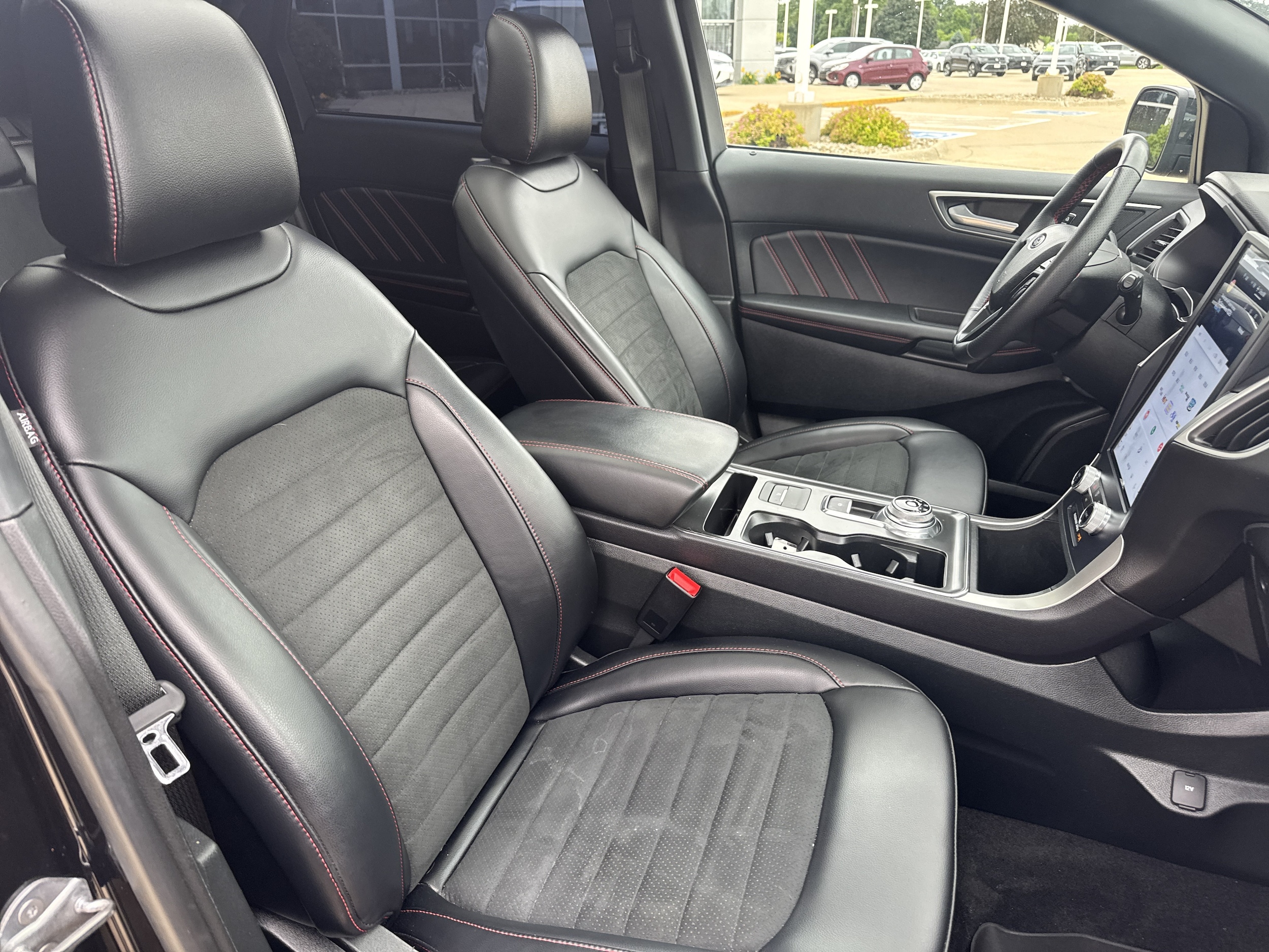2023 Ford Edge ST-Line - Photo 9