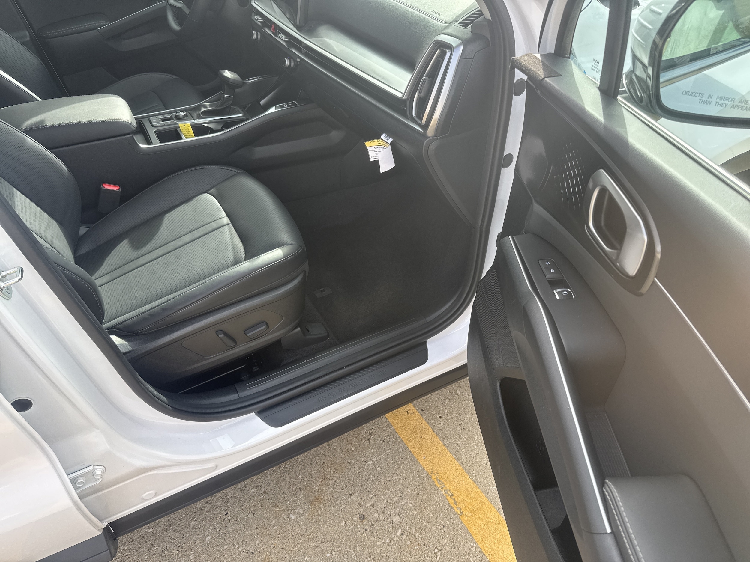 2026 Kia Sorento EX - Photo 5