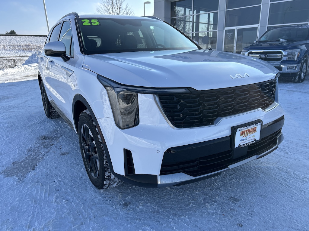 Used 2025 Kia Sorento S SUV