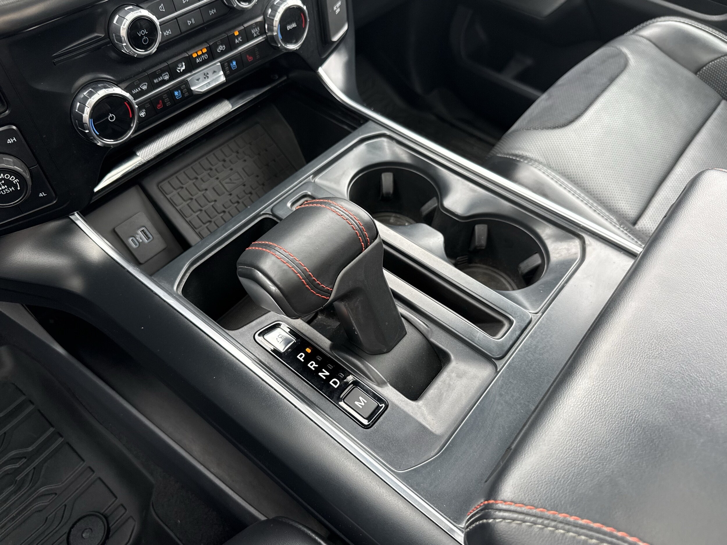 2024 Ford F-150 Raptor - Photo 21
