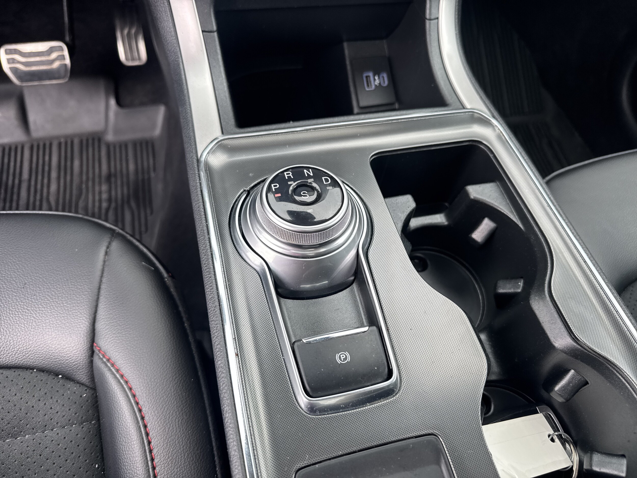 2023 Ford Edge ST-Line - Photo 12