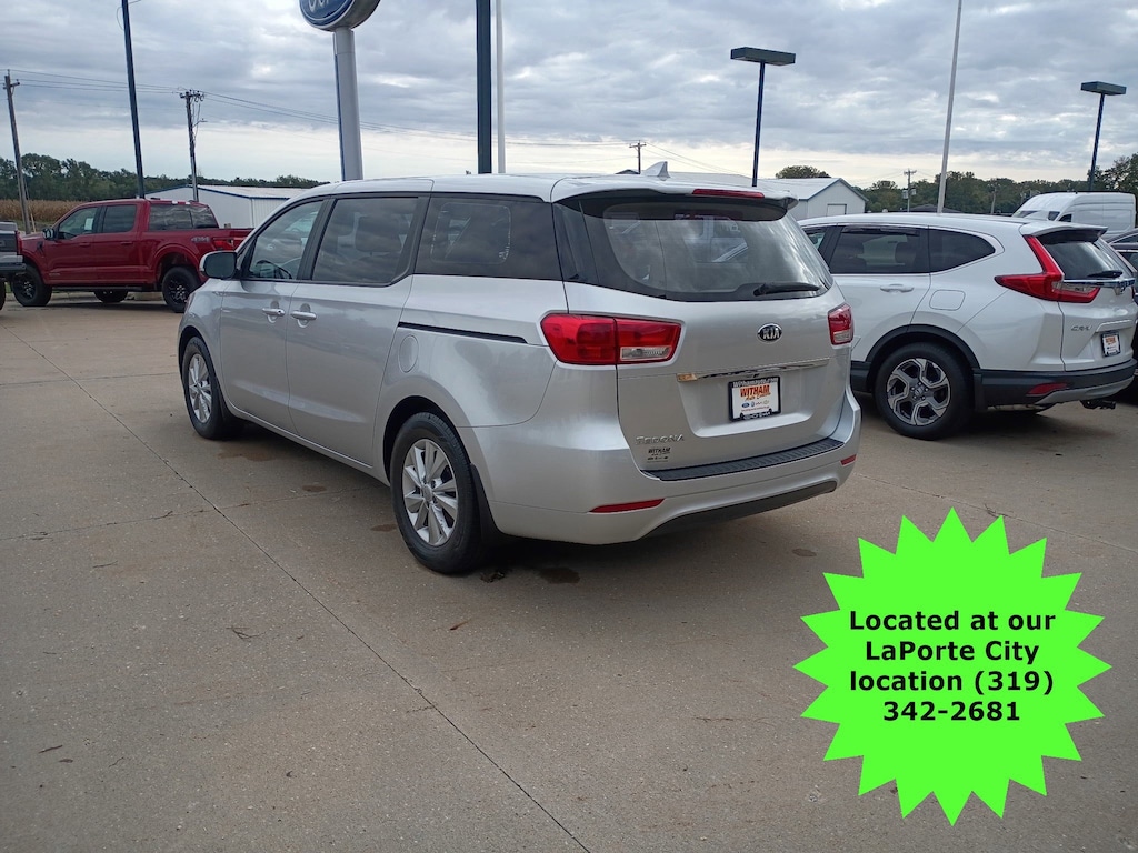 Used 2016 Kia Sedona L FWD Van
