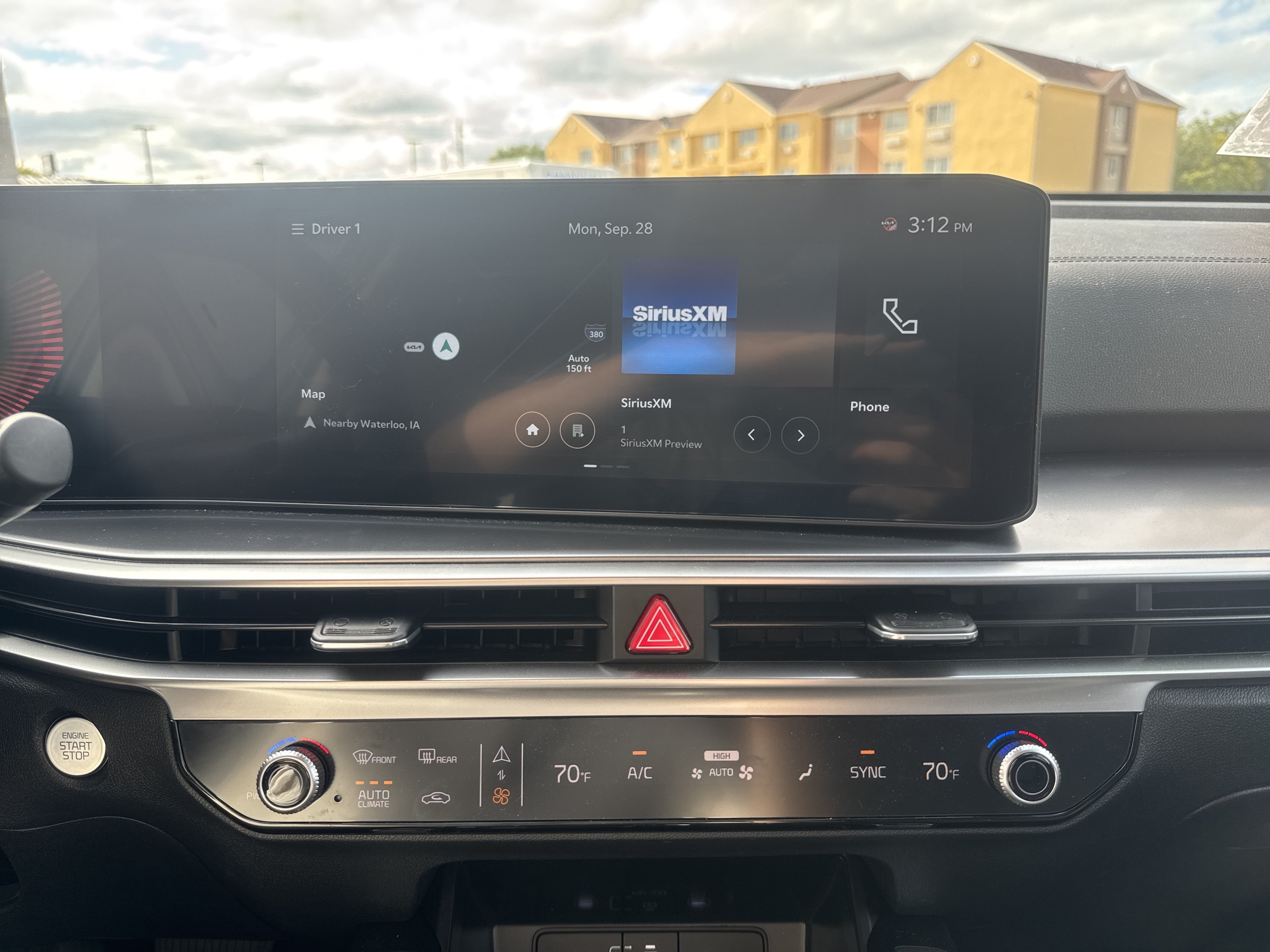 2026 Kia Sorento EX - Photo 16