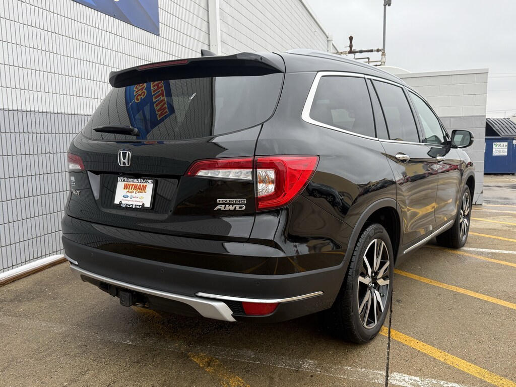 Used 2022 Honda Pilot Touring 8 Passenger SUV