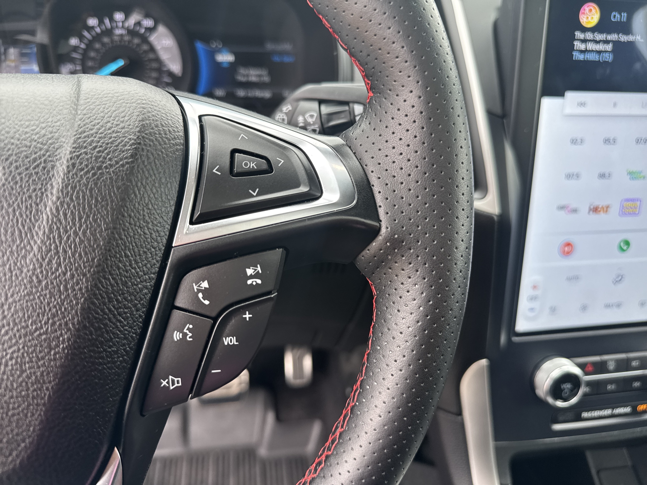 2023 Ford Edge ST-Line - Photo 17