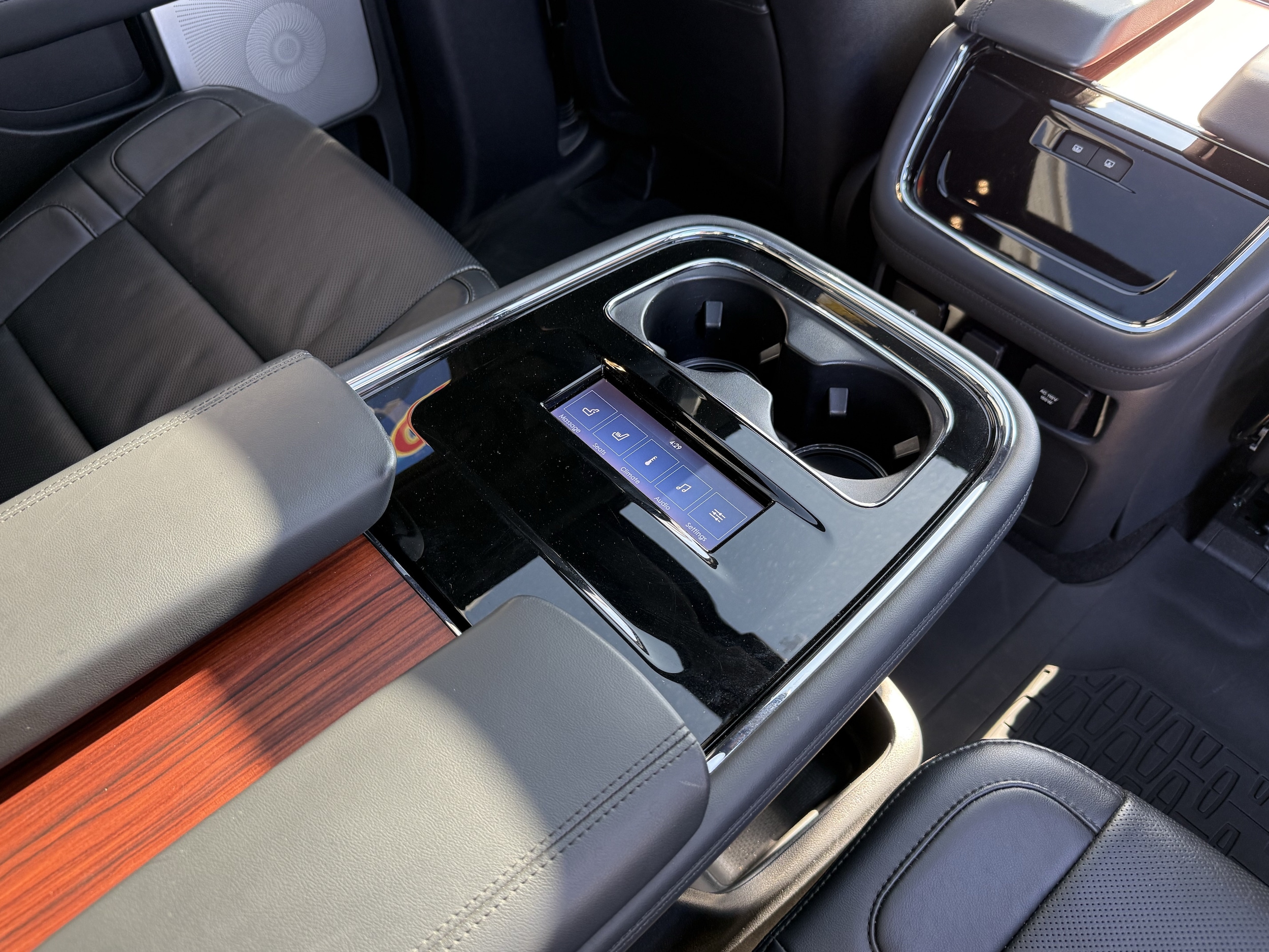 2024 Lincoln Navigator Reserve - Photo 8