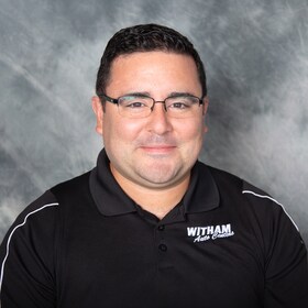 Staff member Patricio Navia Saldivar from 371f44457580