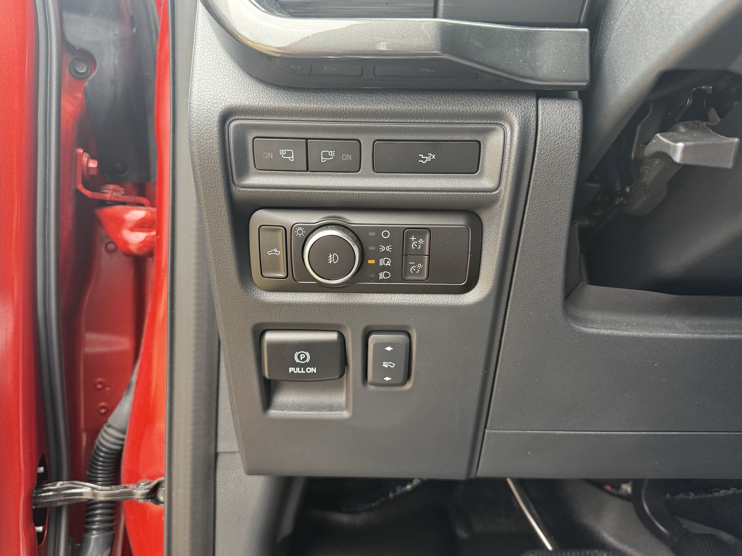 2023 Ford F-150 XLT - Photo 13