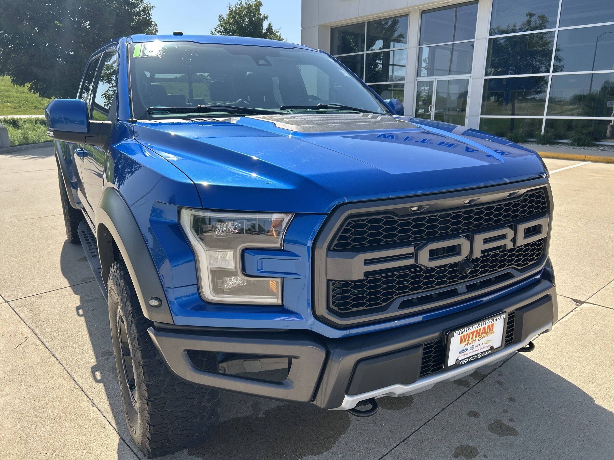 2018 Ford F-150 Raptor photo 2