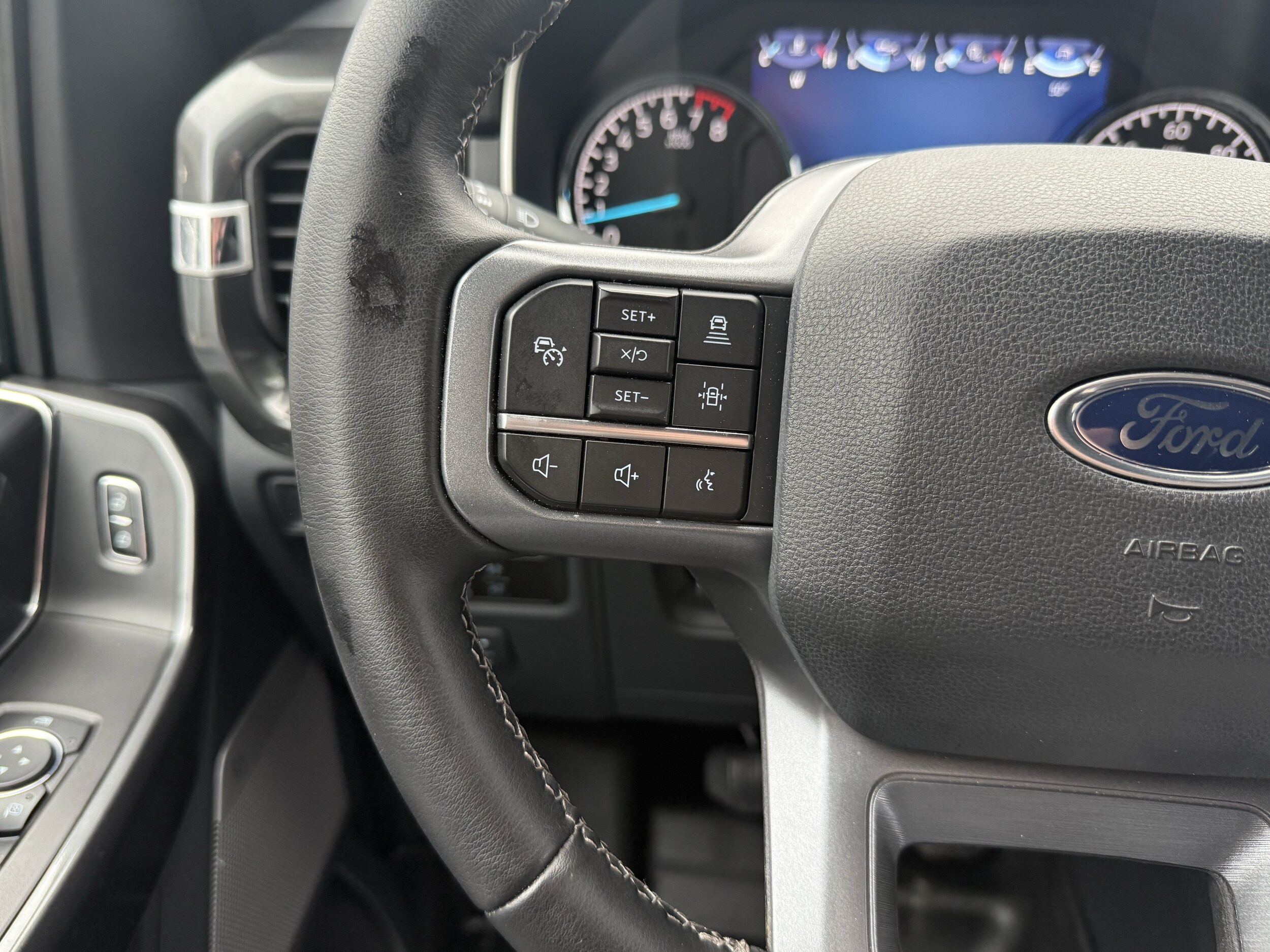 2023 Ford F-150 XLT - Photo 15
