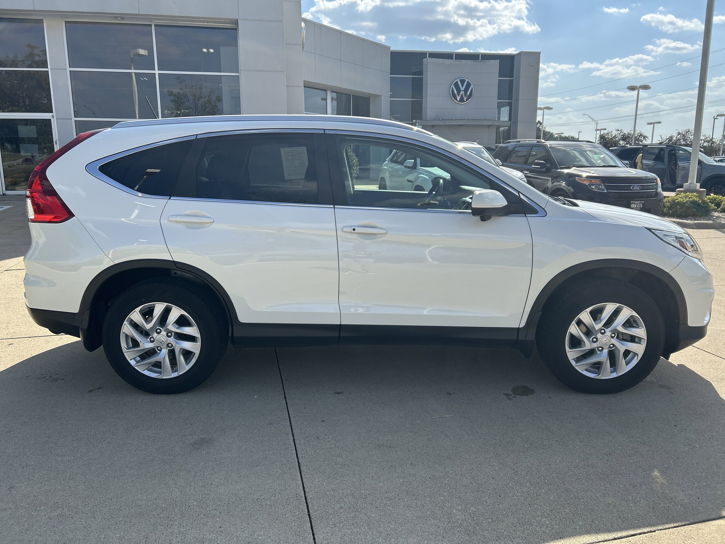 2016 Honda CR-V EX-L photo 2