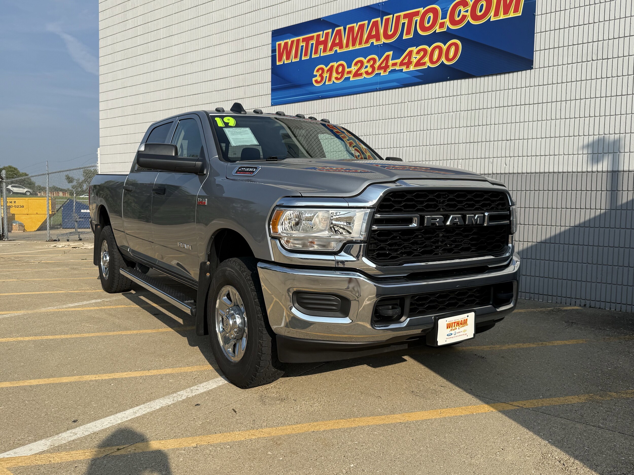 2019 Ram 2500 Tradesman photo 2
