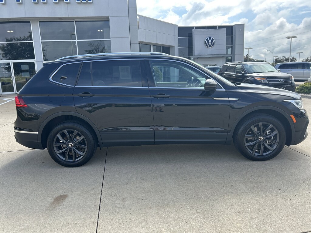 Used 2022 Volkswagen Tiguan SE SUV