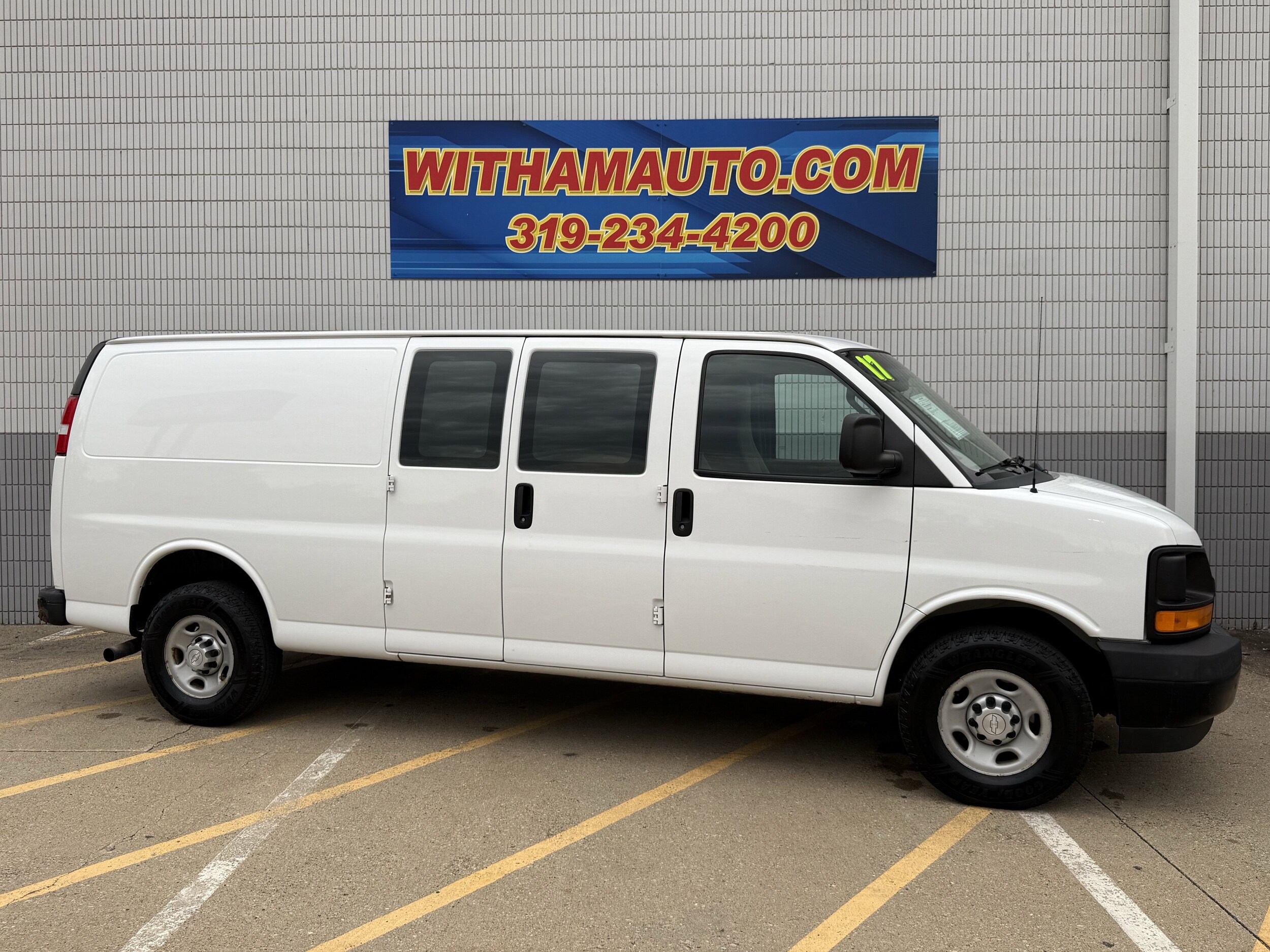 2017 Chevrolet Express Cargo Van photo 2