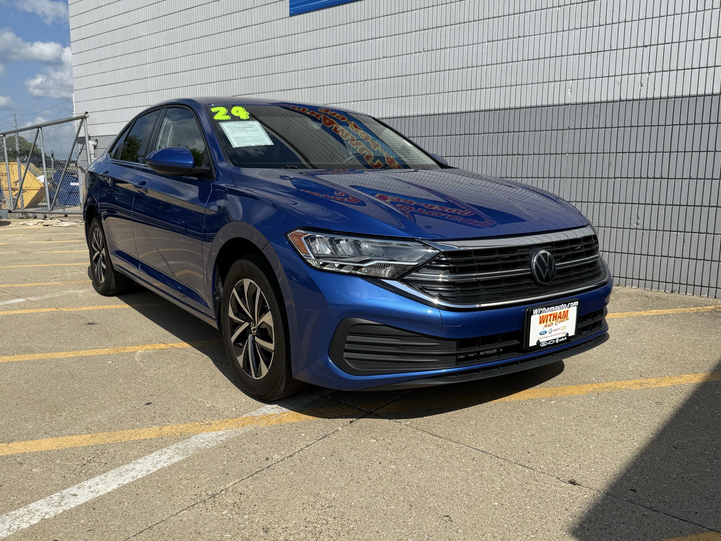 2024 Volkswagen Jetta S photo 2