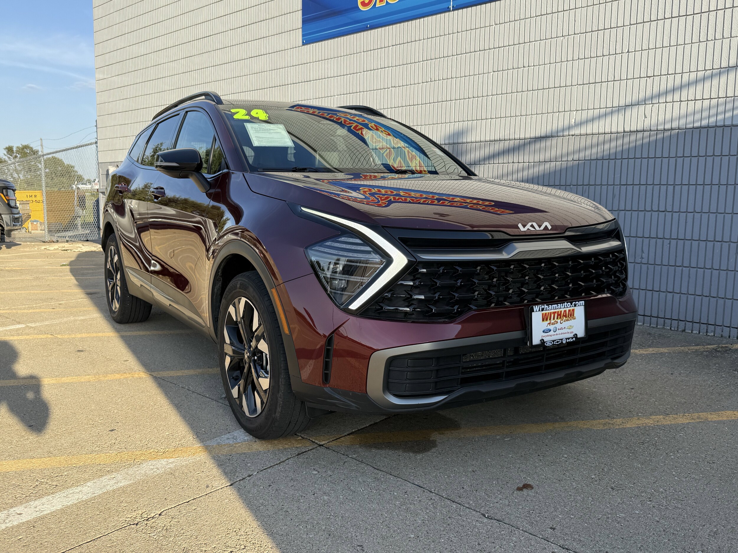 2024 Kia Sportage X-Line photo 2
